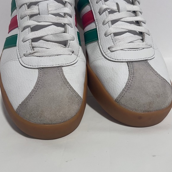 Adidas Sneakers Gum Sole Mens 12 Red Green Stripes Casual Shoes - Picture 8 of 16
